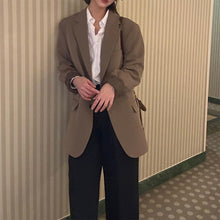 將圖片載入圖庫檢視器 MIKILE 咖色西裝外套女2021早秋韓版休閑寬松高級感炸街網紅西服
